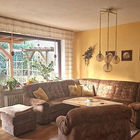 Grosszuegige Wohnung Mit Terrasse Und Gartenzugang - Das Komplette Erdgeschoss Биндлах Екстериор снимка