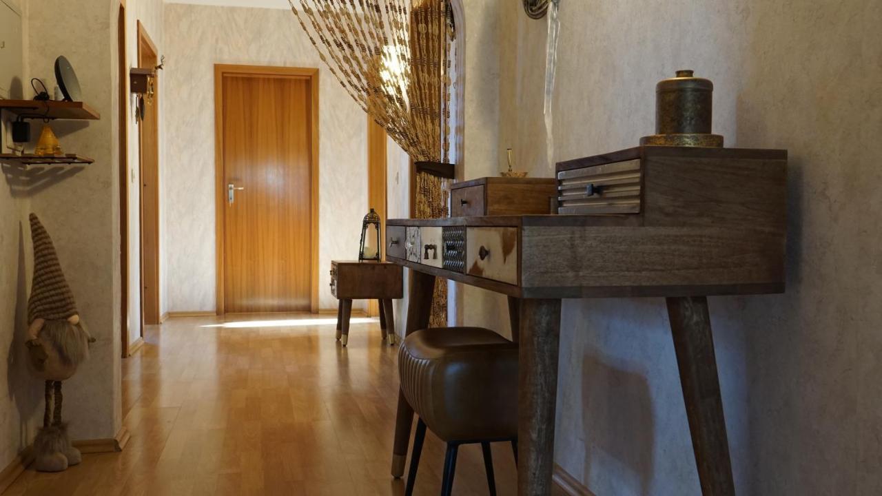 Grosszuegige Wohnung Mit Terrasse Und Gartenzugang - Das Komplette Erdgeschoss Биндлах Екстериор снимка