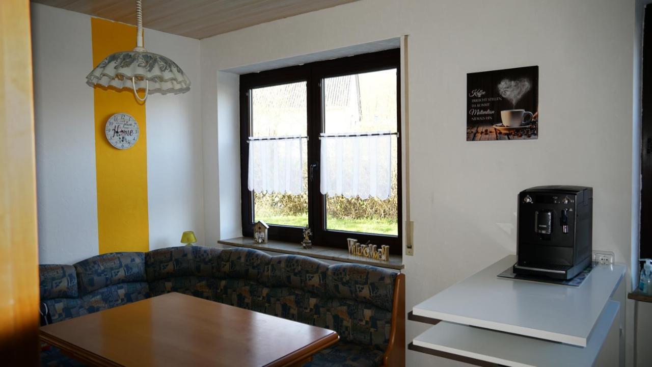 Grosszuegige Wohnung Mit Terrasse Und Gartenzugang - Das Komplette Erdgeschoss Биндлах Екстериор снимка