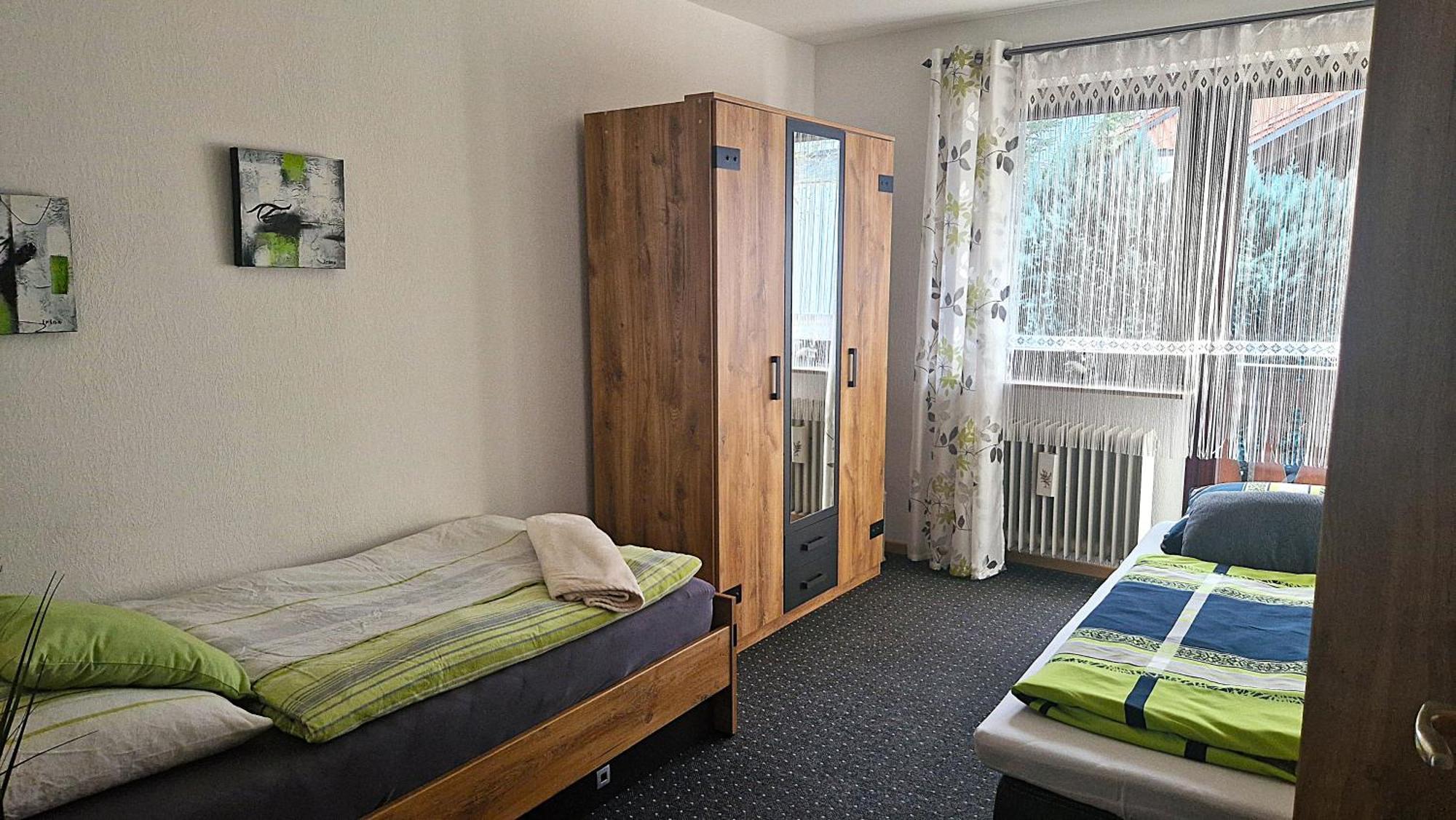 Grosszuegige Wohnung Mit Terrasse Und Gartenzugang - Das Komplette Erdgeschoss Биндлах Екстериор снимка
